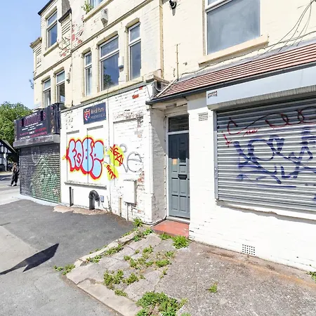 Spacious Maisonette, Hosted By Eason With Free Parking Nyaraló