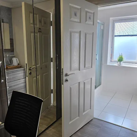 Honey Hearth Homes Гостевой дом *
