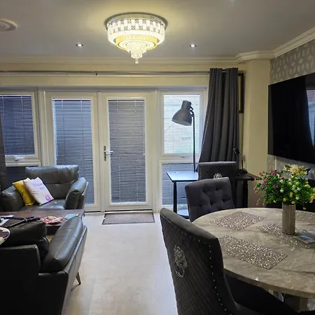 Honey Hearth Homes Гостевой дом *