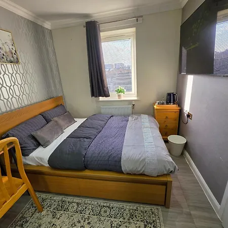 Honey Hearth Homes Манчестер