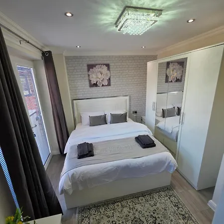 Honey Hearth Homes * Manchester