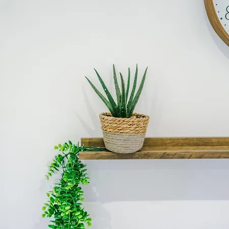 Modern Chorlton | Parking | & Airport Manchester