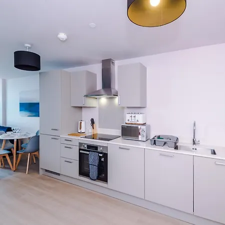 Appartement 1bdr Open Plan With Full Kitchen Manchester