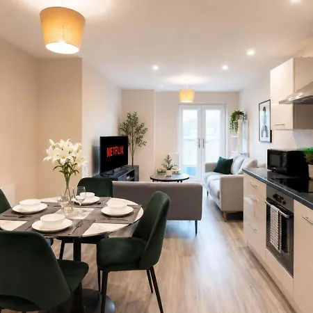 Free Parking! 2 Bed Near Deansgate, Oxford Rd & Centre Manchester