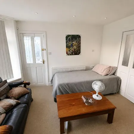 Ground Floor 1 Bed Flat Free Parking Near Tram Apartmán Manchester