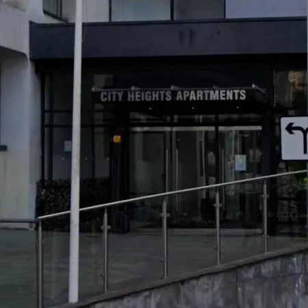 Heights * マンチェスター