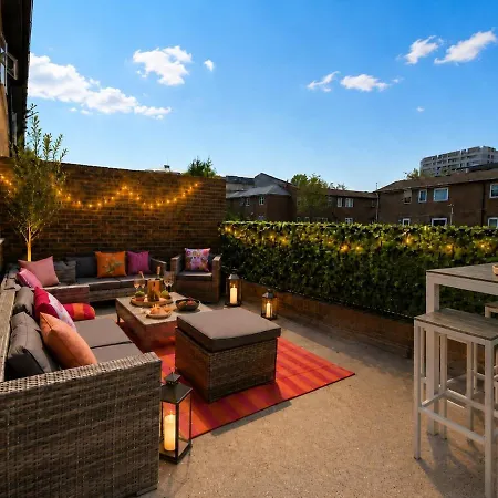 Piccadilly 3Br House Parking & Private Terrace