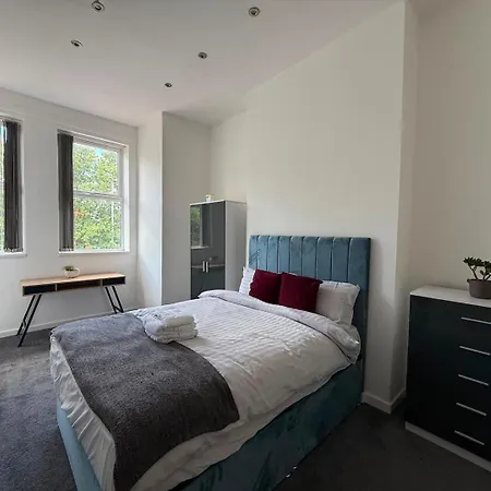 Casa Cove 2br W Parking - 5 Min To Hospital Daire Manchester