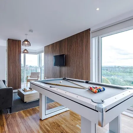 Daire Manchester, Balcony, Old Trafford, Gym, Pool Table *