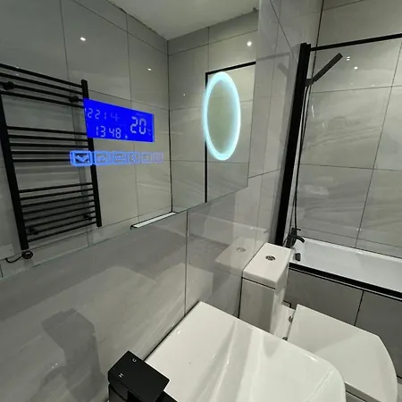2 Bed Centre Апартаменты