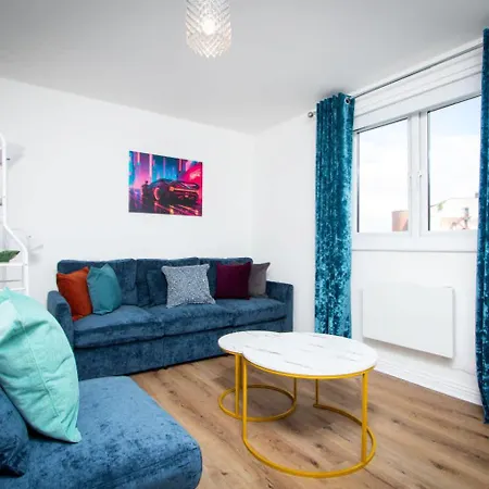 Stylish Newly Refurbished 2br Flat In Manchester