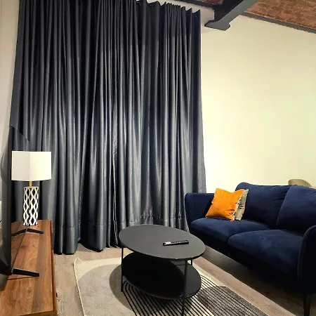 Casa De Mill 2 Bedroom In Near Coop Arena And Etihad Stadium *