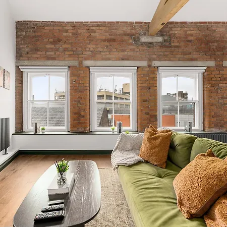 Spacious 2br I Workspace I Duplex I Centre Μάντσεστερ
