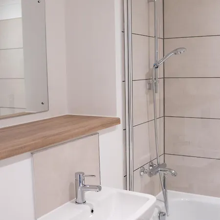 Beautifully Designed 1 Bedroom Manchester