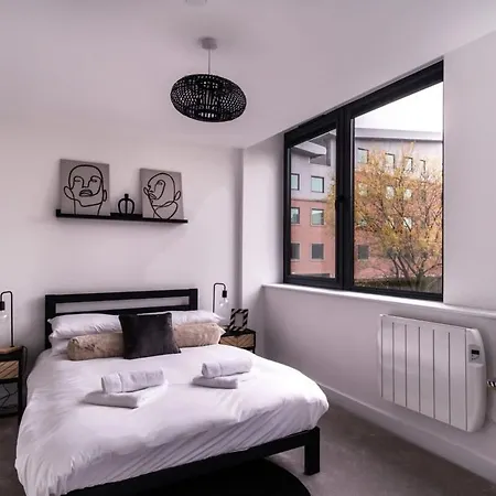 Stylish 1 Bedroom In Alexandra Rise Manchester
