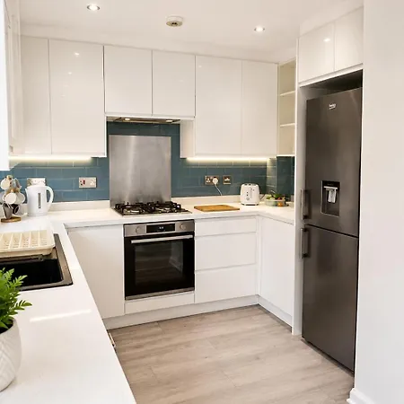 Daire 4 Bedroom Sleeps 7 Near Etihad And Co Op Live
