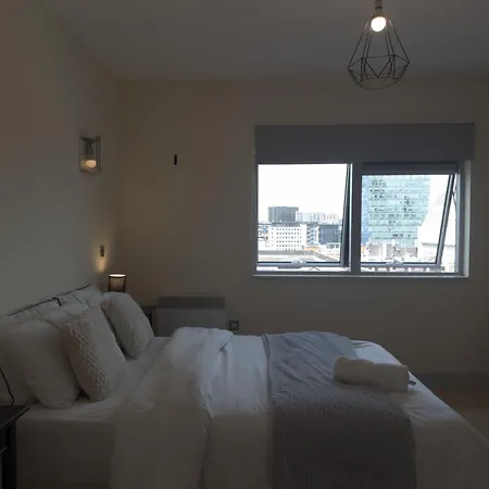 Premium 2 Bed In The Heart Of Center