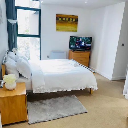 Апартаменты 2 Bedroom Flat Deansgate *