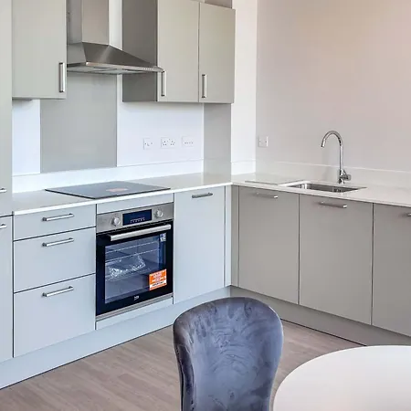 Stylish 2 Bedroom In Old Trafford