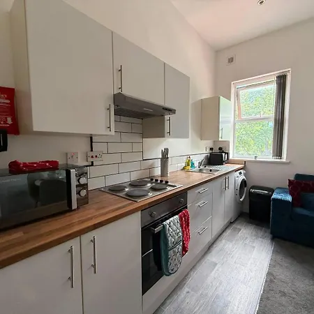 Casa Cove 2br W Parking - 5 Min To Hospital Daire Manchester