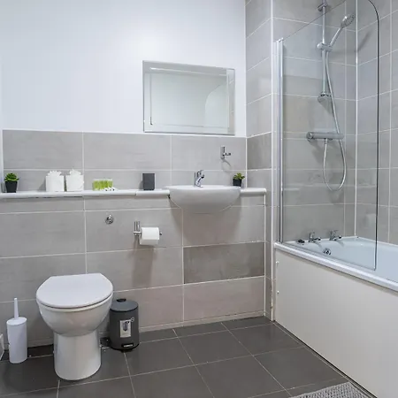 Manchester, Modern Apartment, Salford Riverside * Manchester