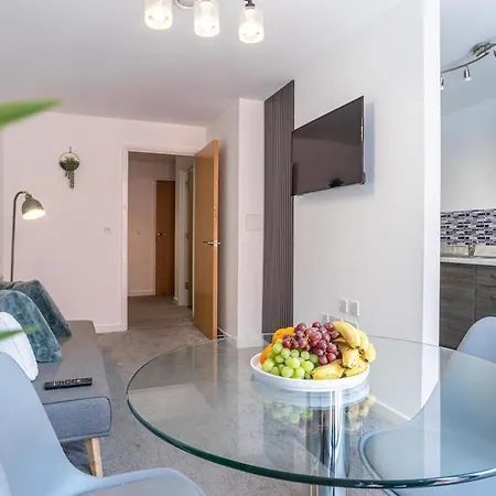 Manchester, Modern Apartment, Salford Riverside Manchester