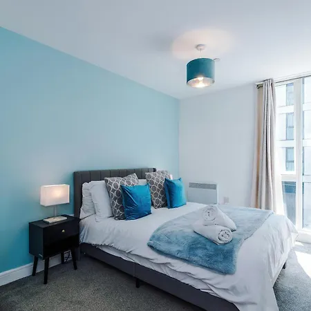 Stylish And Spacious 2bdr Flat * Manchester