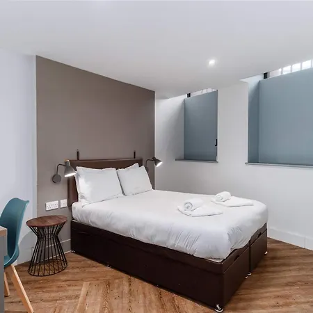 Convenient 3bed Flat W Security