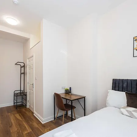 The Groves 3 Ensuite Near Centre And Hospital * 맨체스터