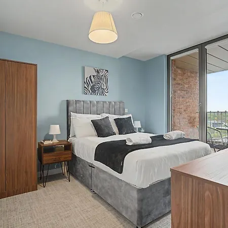 公寓 Guestready - Chic 2-bed With Balcony