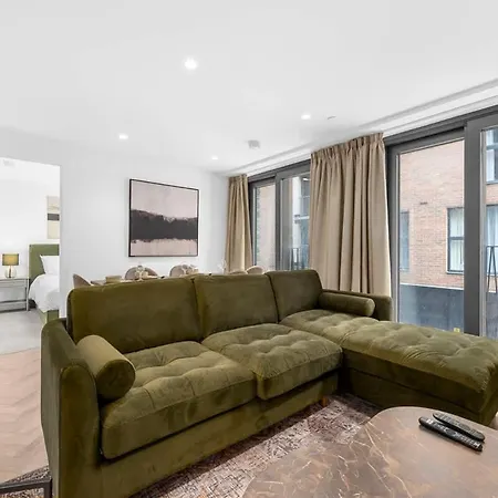 Ancoats Sleeps 6 Centre