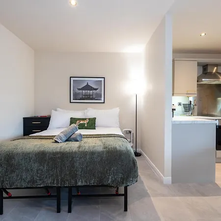 Apartmán Chic Near Old Trafford & Exchange Quay Tram