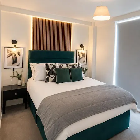 דירה New! Stunning Two Bed Flat In With Balcony