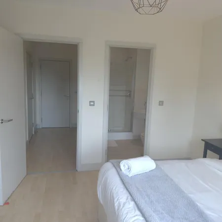 Premium 2 Bed In The Heart Of Center *