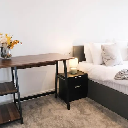 Διαμέρισμα Waterfront Luxury 2br Flat Salford