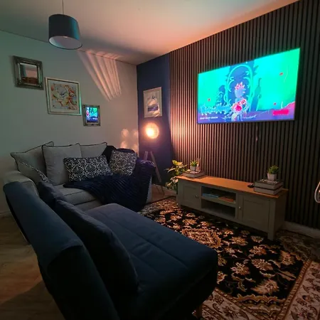 Cosy 2-bed Near Centre Μάντσεστερ