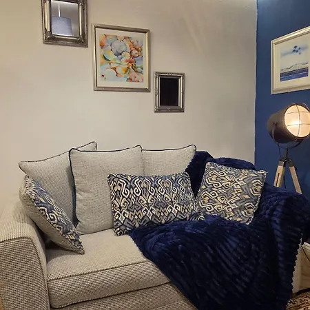 Apartamento Cosy 2-bed Near Centre *