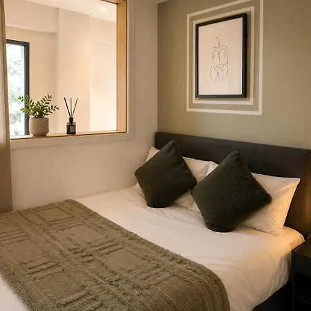 2 Bedroom 2 Bathrooms - Modern - Old Trafford - City Centre - Rooftop Access Manchester