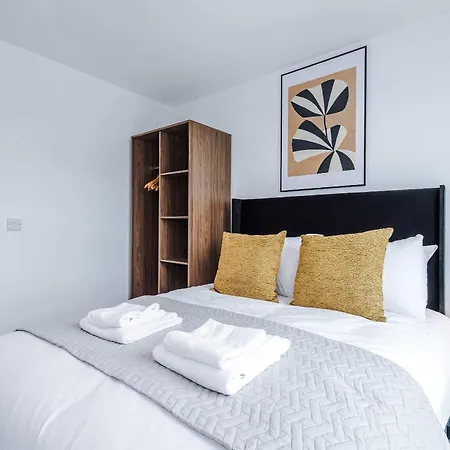 Spacious 3br - Gym & Study Lounge - Centre Daire *