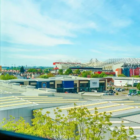 1bdr Old Trafford View Rooftop Terrace *