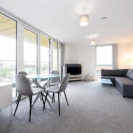 Daire River Irwell View 2br With Parking & Balcony Manchester