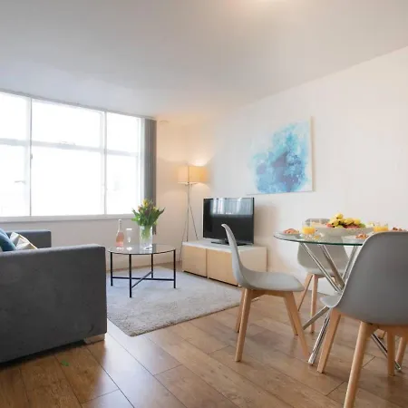 Near Piccadilly Station | Nespresso Machine * Manchester