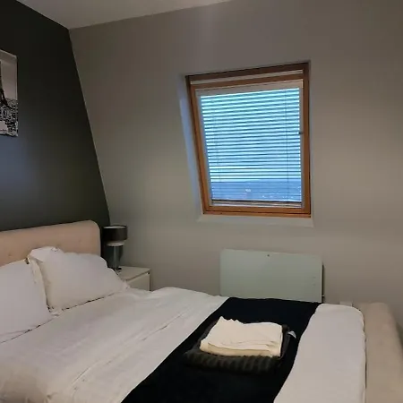 Διαμέρισμα Cosy Penthouse Flat With Views In Salford Μάντσεστερ