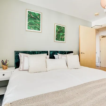 Cozy Retreat Centre *
