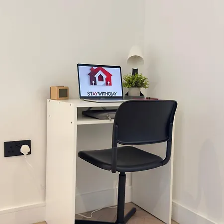 Stylish Luxury 2bed Ancoats Centre Balcony,parking Wifi *