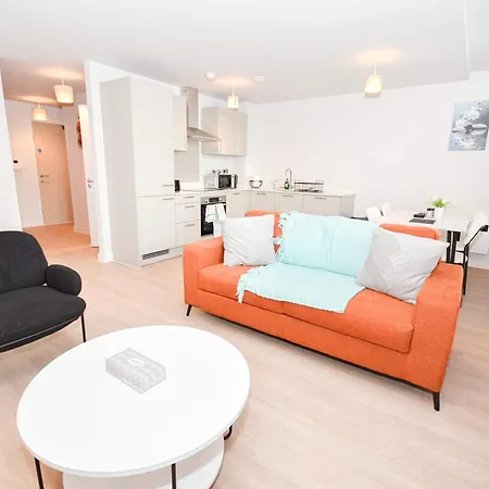 Daire Modern & Bright 2 Bed Nr Old Trafford Manchester