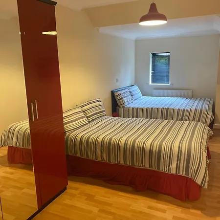Quickspaces South Apartmán