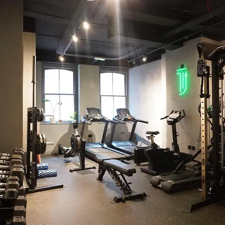 Modern 1-bed With Gym Near Ao Arena & Victoria Station * Manchester