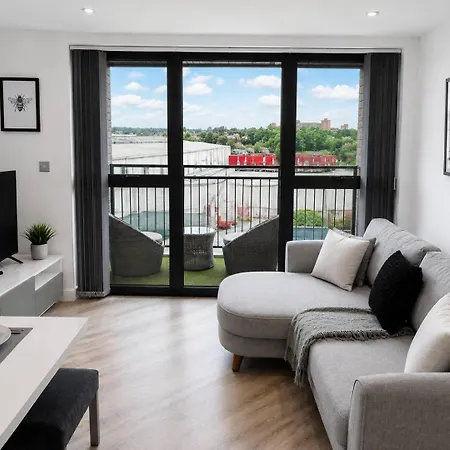 Apartmán 4th Floor Flat With Balcony - Pass The Keys