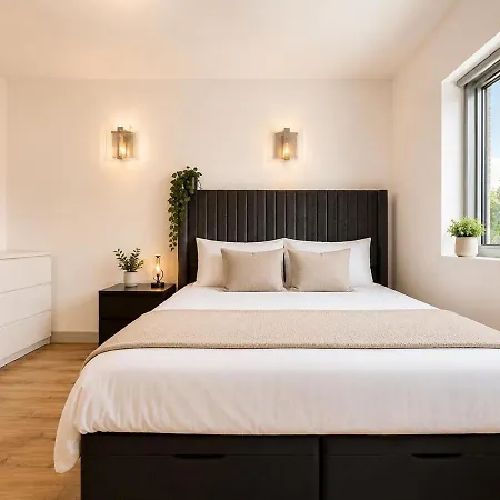 2 Bedroom, 2 Bathroom Flat In The Heart Of Διαμέρισμα Μάντσεστερ